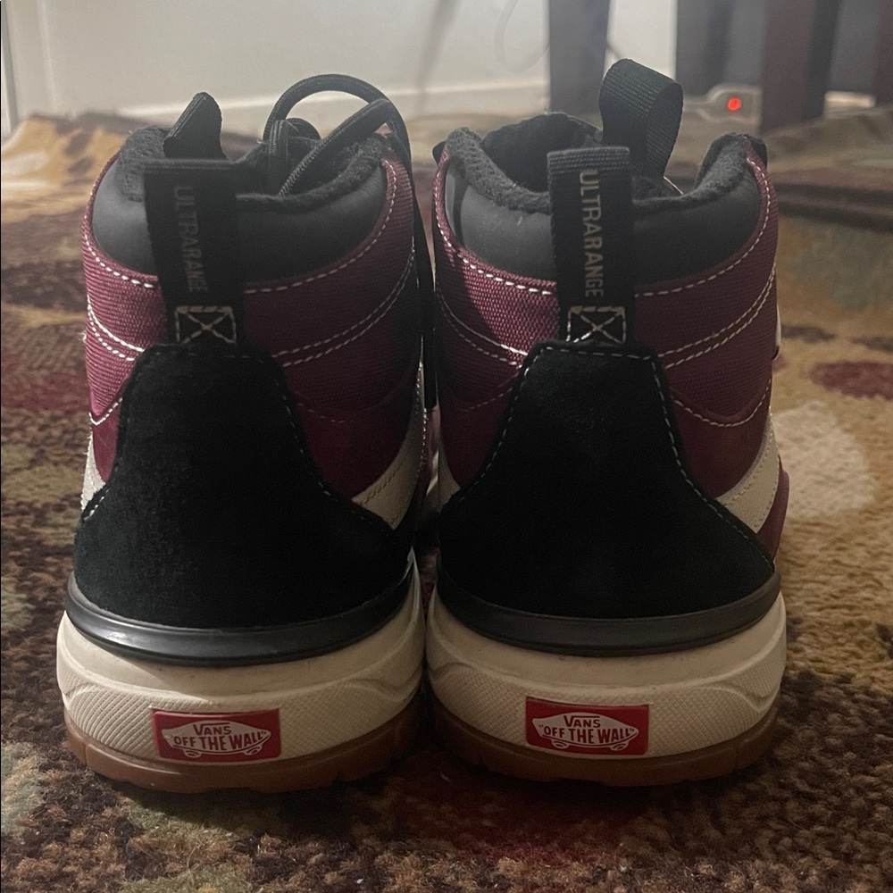 Vans High-Top Sneakers ULTRA RANGE - Picture 4 of 8